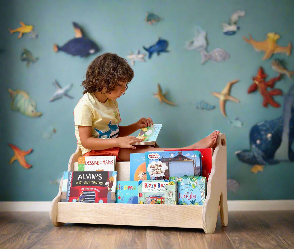 Curved Montessori Wooden Bookshelf – Wave‑Design Kids’ Book Rack in 3 Sizes (Small/Medium/Large)